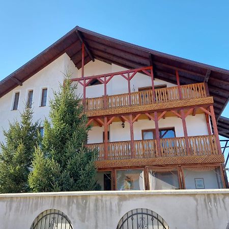 Pensiunea Vera Rîşnov Exterior foto