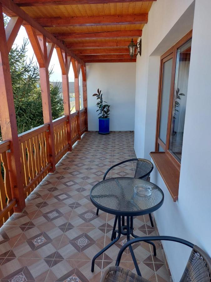 Pensiunea Vera Rîşnov Exterior foto